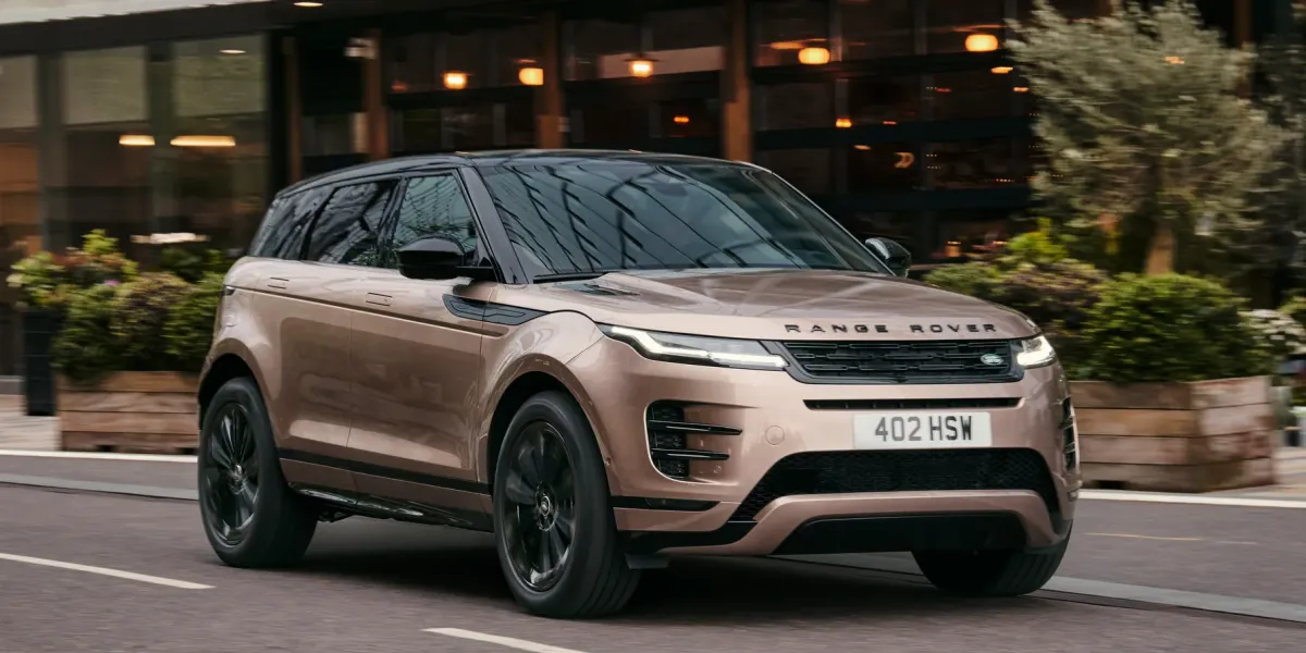 Range Rover Evoque Windscreen Replacement: What Owners Should Know